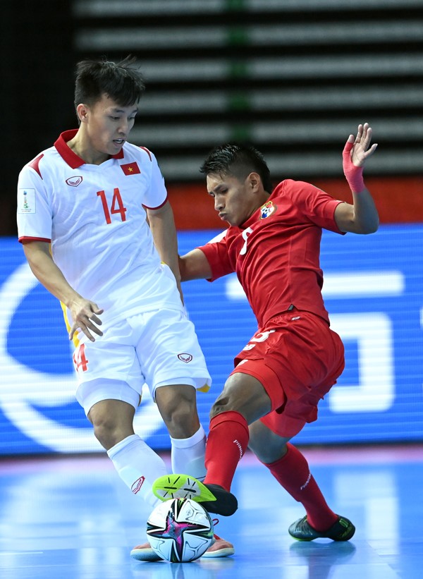 Hậu vệ trong futsal 