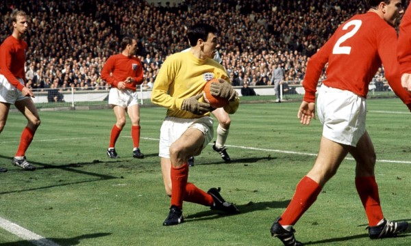 Thủ môn xuất sắc nhất thế giới - Gordon Banks