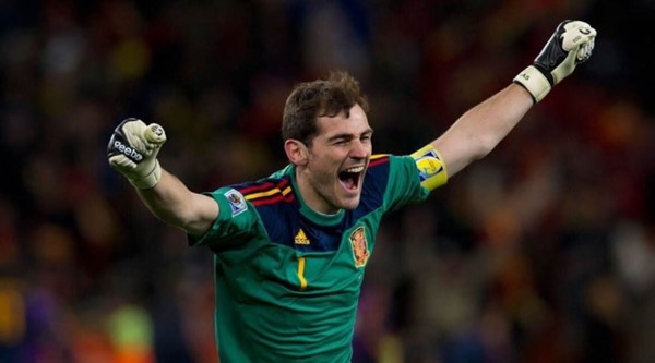 Thủ môn xuất sắc nhất thế giới - Iker Casillas