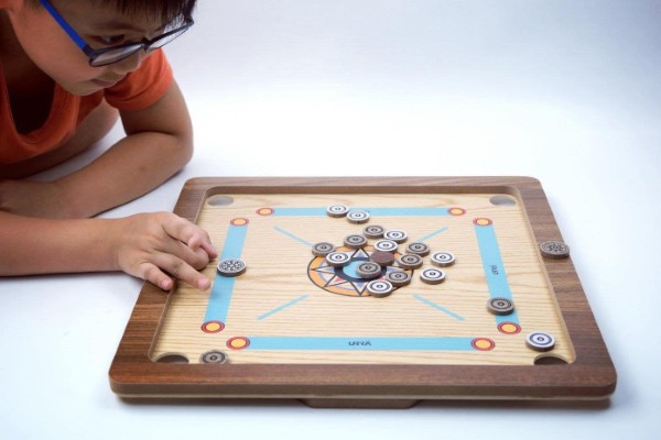 Luật chơi game Carrom Pool rất đơn giản và dễ học